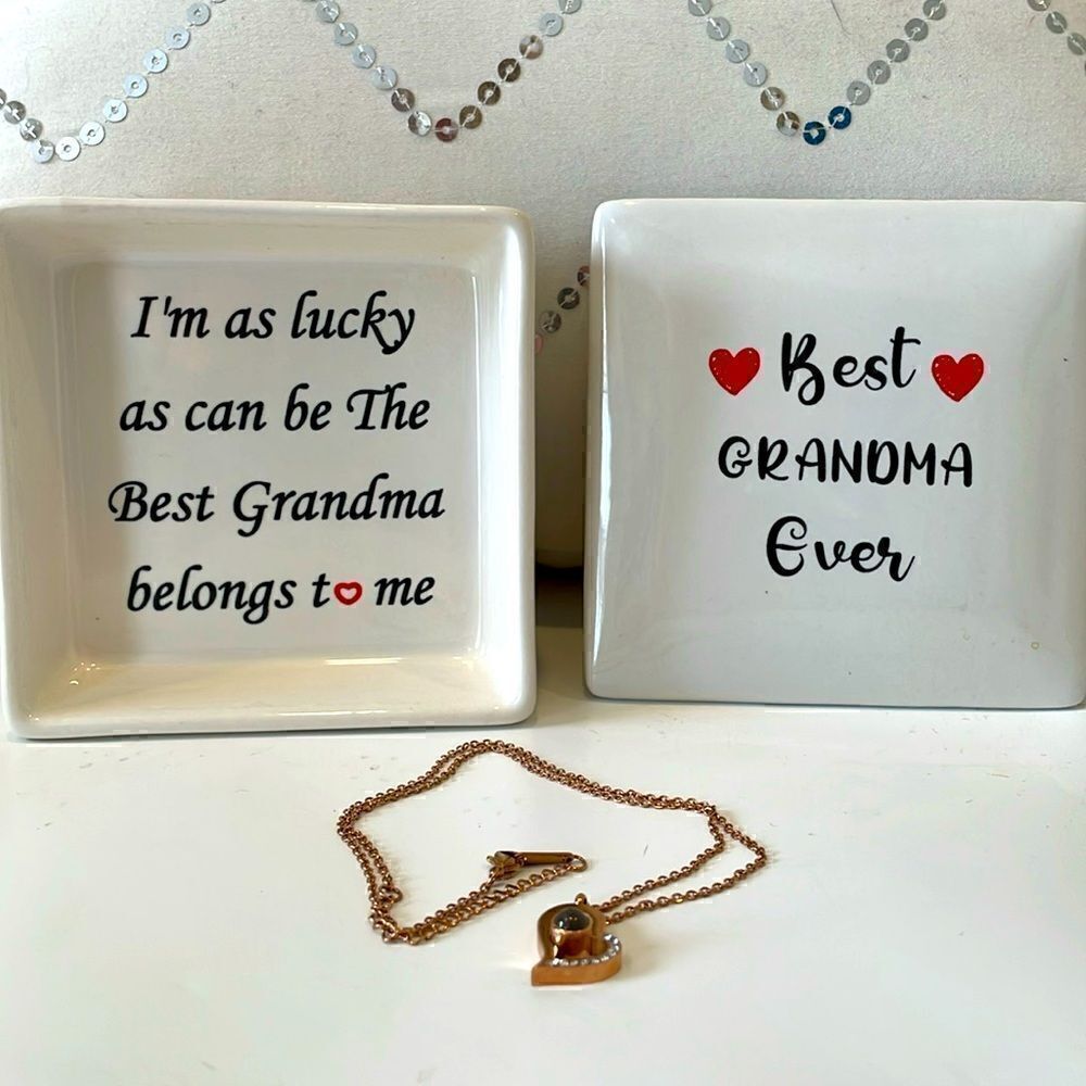 Best Grandma Ever Keepsake Jewerly Box with heart shape necklace